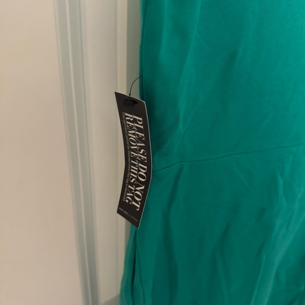 New York & Company Green Button-Back Mini Dress - Picture 4 of 9